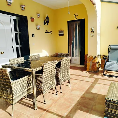 La Casa Montana Holiday home *